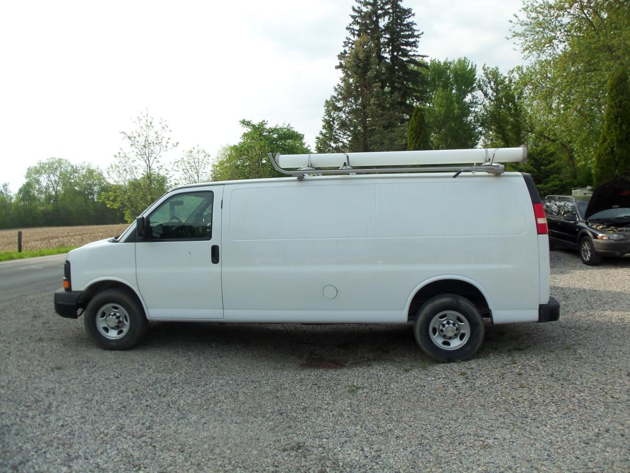 2010 chevrolet express 2500