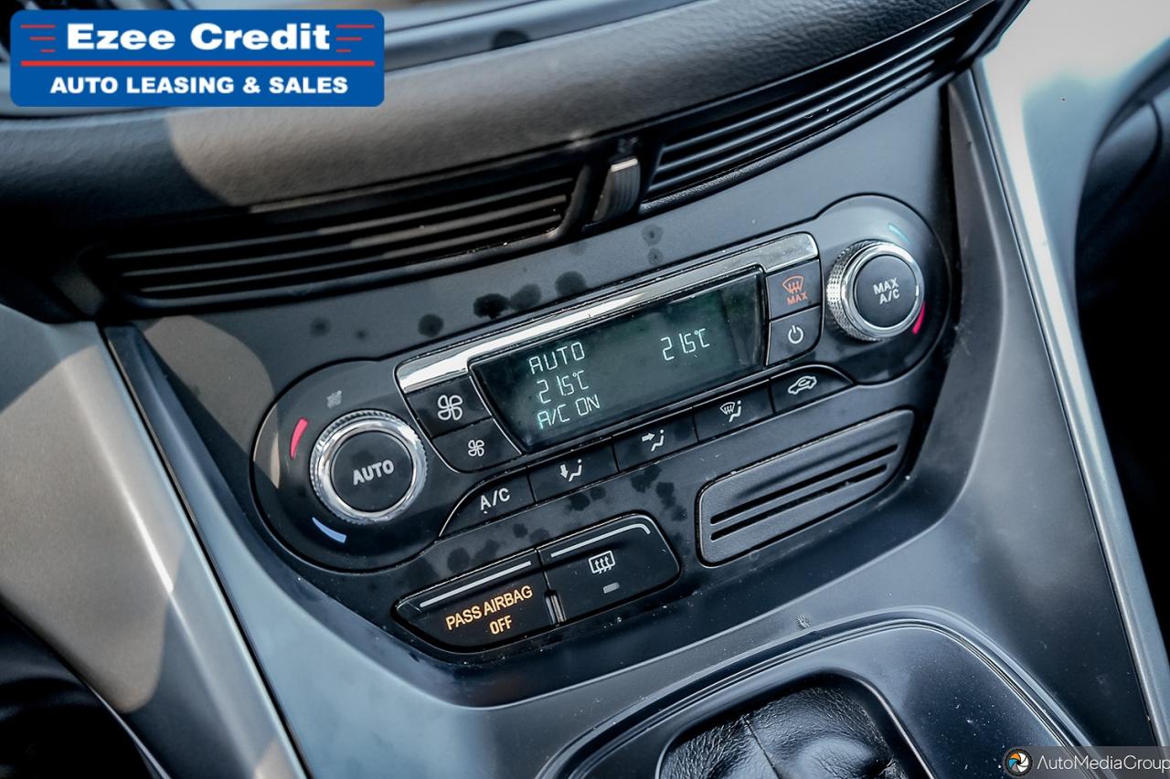 2015 Ford Escape SE Photo