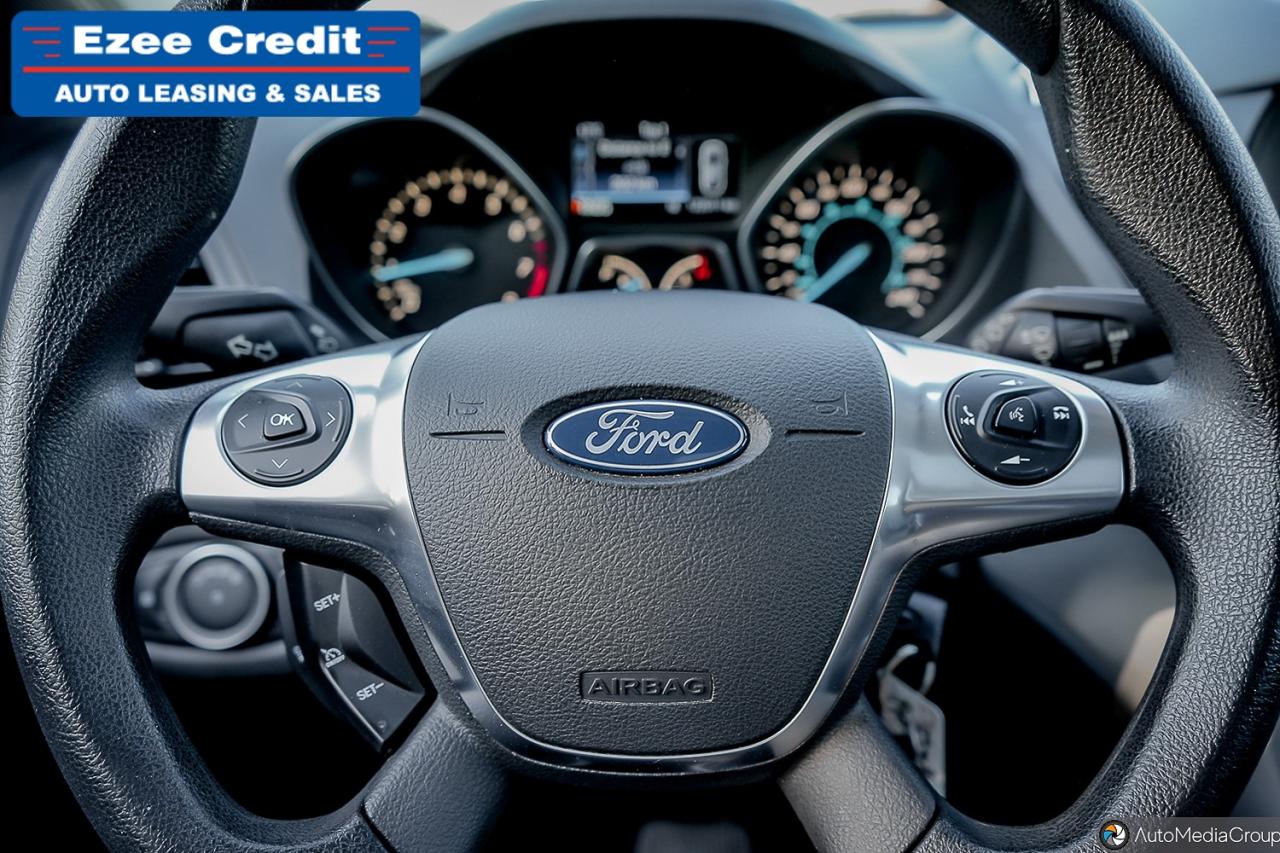 2015 Ford Escape SE Photo