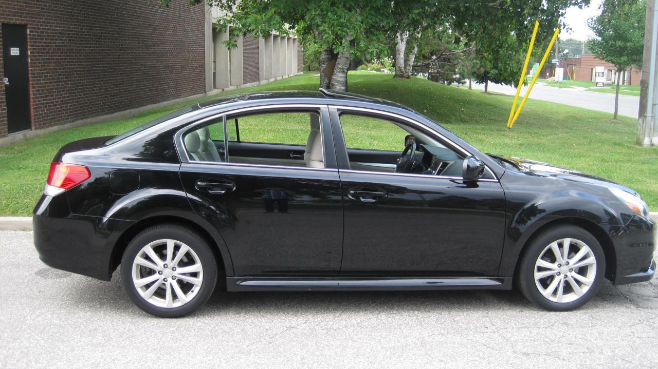 2013 Subaru Legacy 2.5i w/Touring Pkg - ONLY 90K KMS.!! 1 OWNER! - Photo #2