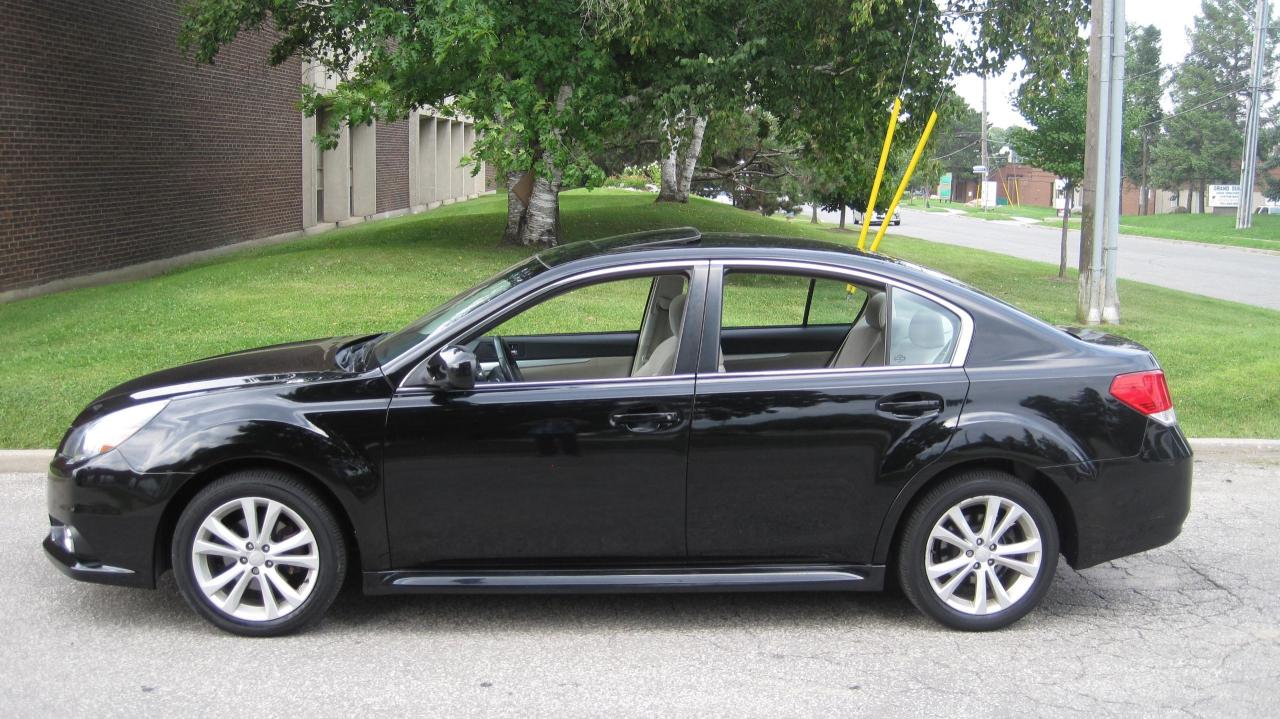 2013 Subaru Legacy 2.5i w/Touring Pkg - ONLY 90K KMS.!! 1 OWNER! - Photo #5