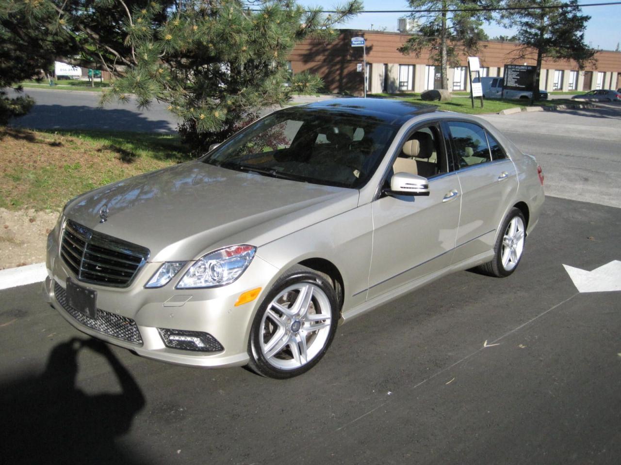 2011 Mercedes-Benz E-Class E CLASS E550 AMG 4MATIC-ONLY 47,091 KMS!! PRISTINE - Photo #4
