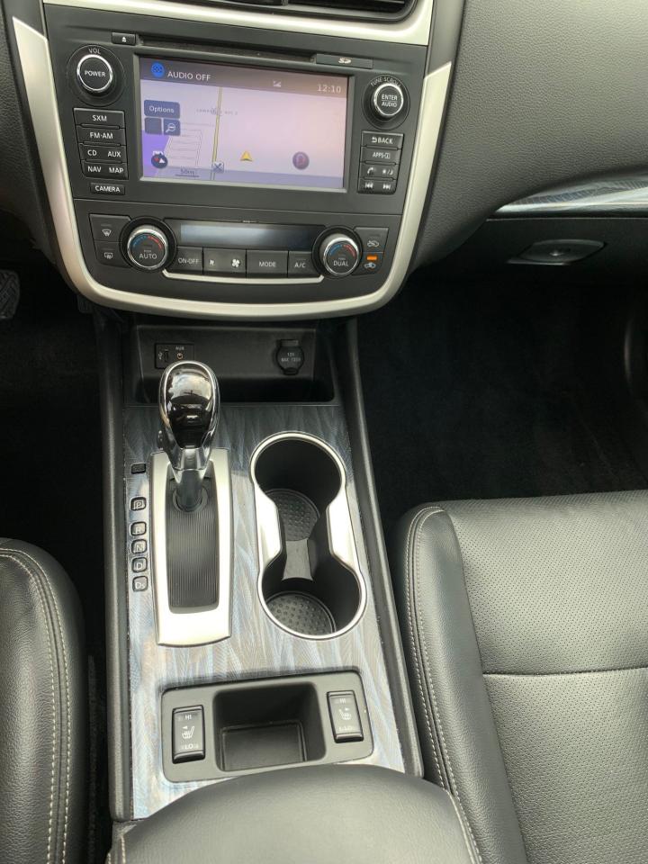 2016 Nissan Altima SL with Leather, Nav, Sunroof - Photo #18