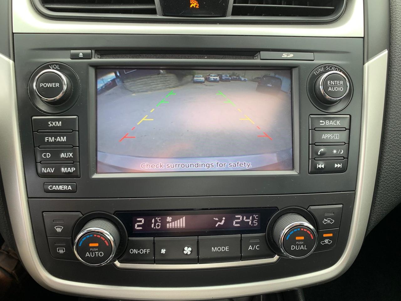 2016 Nissan Altima SL with Leather, Nav, Sunroof Photo