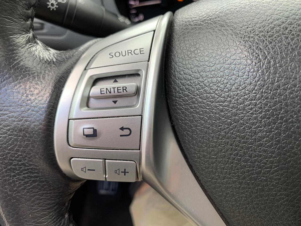2016 Nissan Altima SL with Leather, Nav, Sunroof - Photo #21