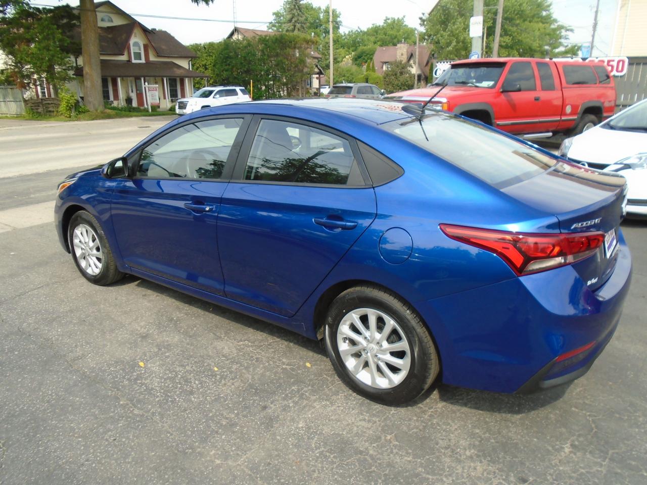 2018 Hyundai Accent GL - Photo #5