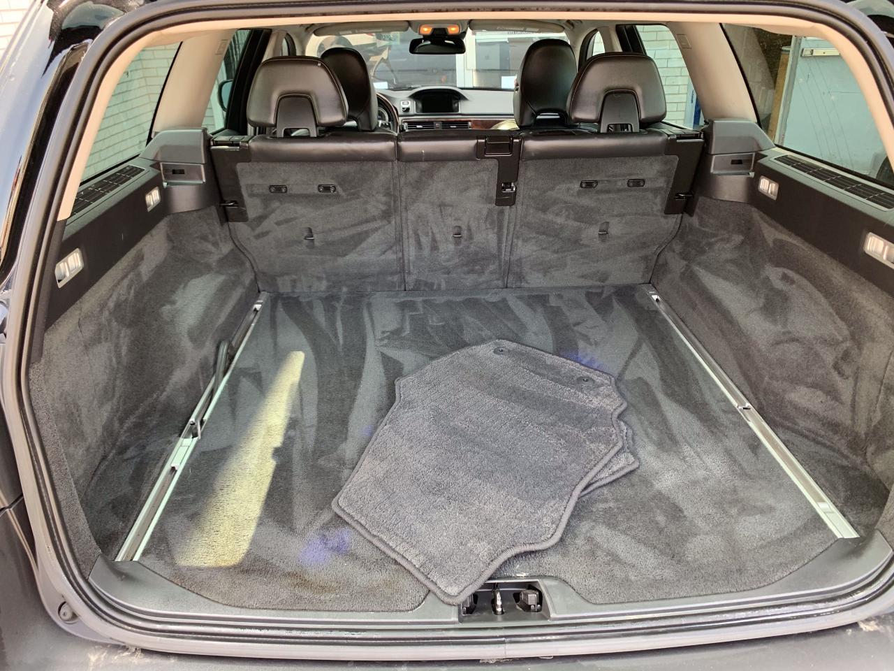 2012 Volvo XC70 NAVI, Heated Seats, 300HP T6! - Photo #25