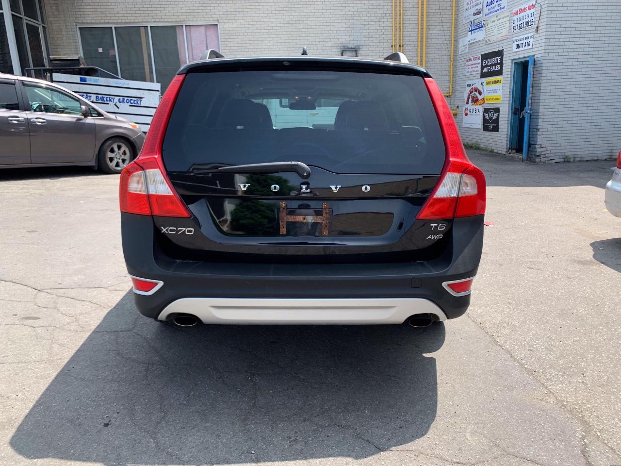2012 Volvo XC70 NAVI, Heated Seats, 300HP T6! - Photo #34