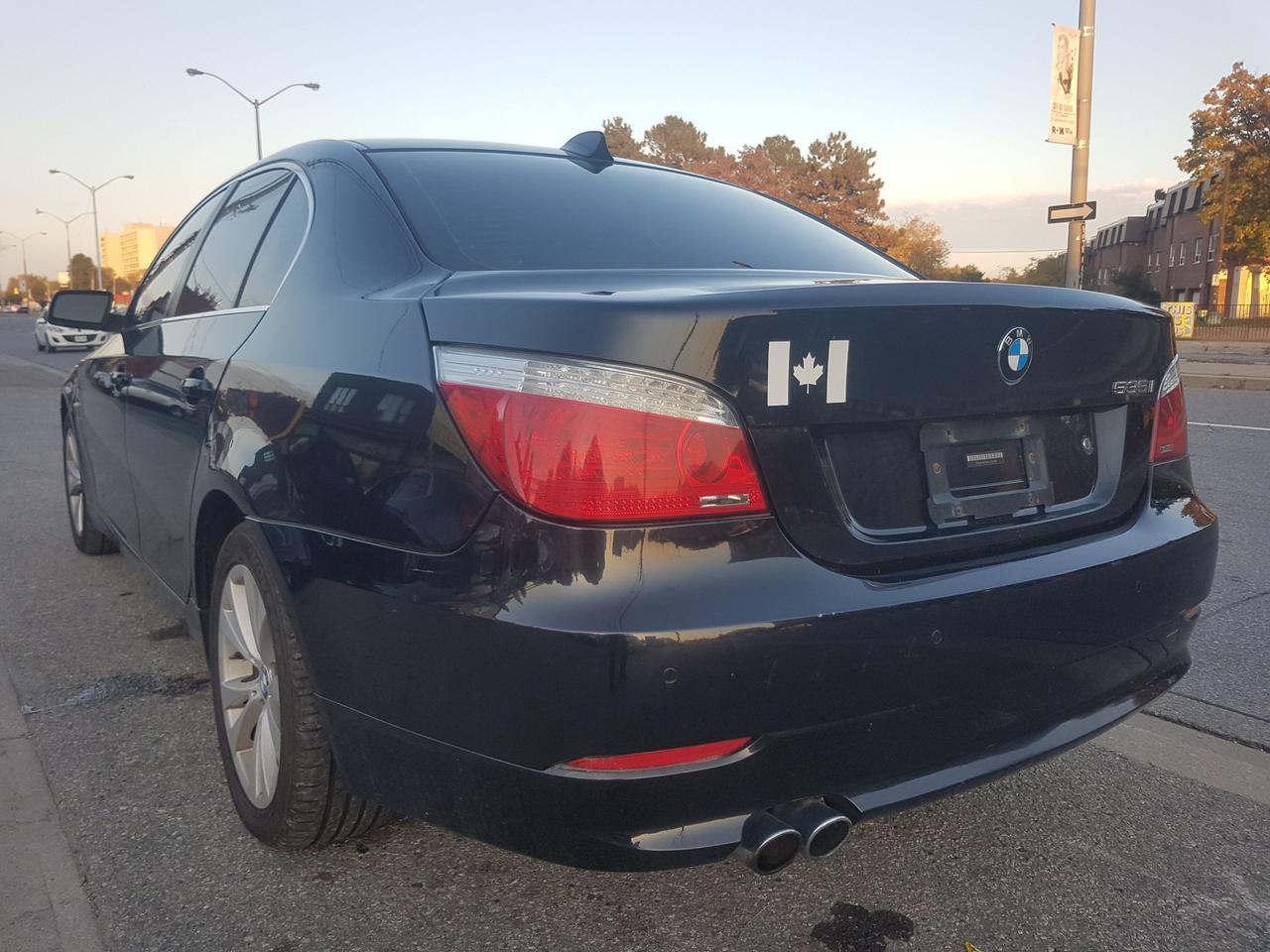 2010 BMW 5 Series 535i xDrive-MINT-NAVI-LEATHER-SUNROOF-BLUETOOTH Photo