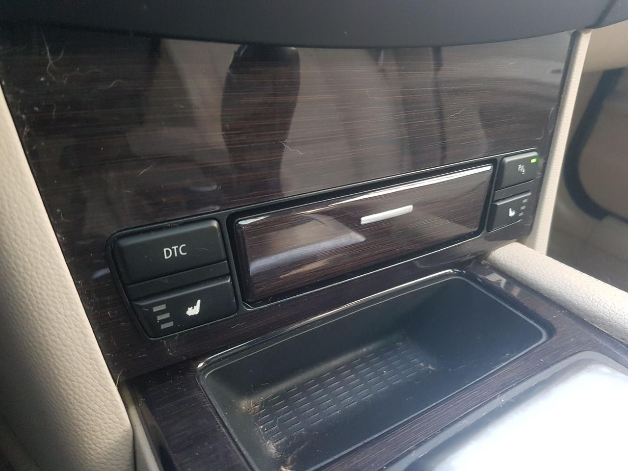 2010 BMW 5 Series 535i xDrive-MINT-NAVI-LEATHER-SUNROOF-BLUETOOTH Photo