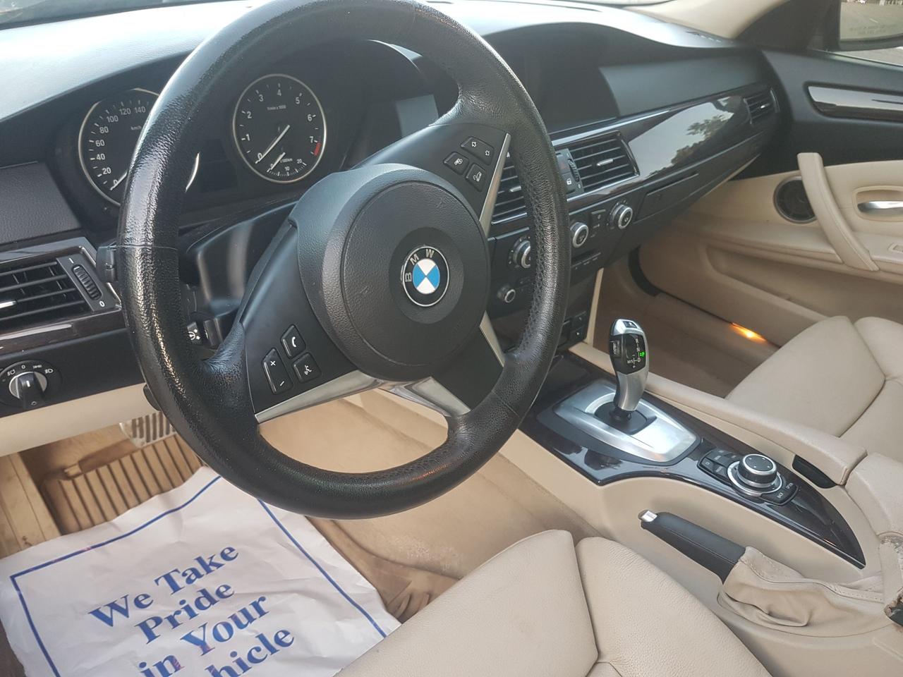 2010 BMW 5 Series 535i xDrive-MINT-NAVI-LEATHER-SUNROOF-BLUETOOTH Photo