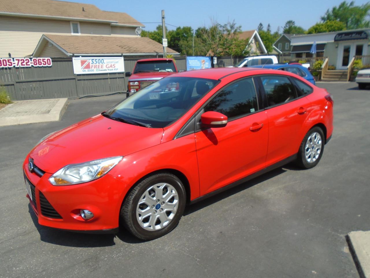 2012 Ford Focus SE - Photo #1