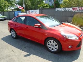 2012 Ford Focus SE - Photo #11