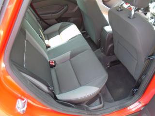 2012 Ford Focus SE - Photo #19