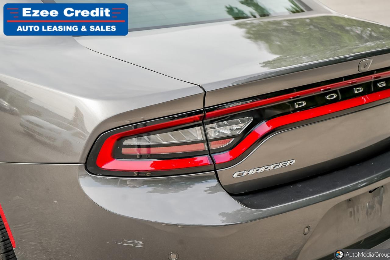 2018 Dodge Charger V6 Photo6