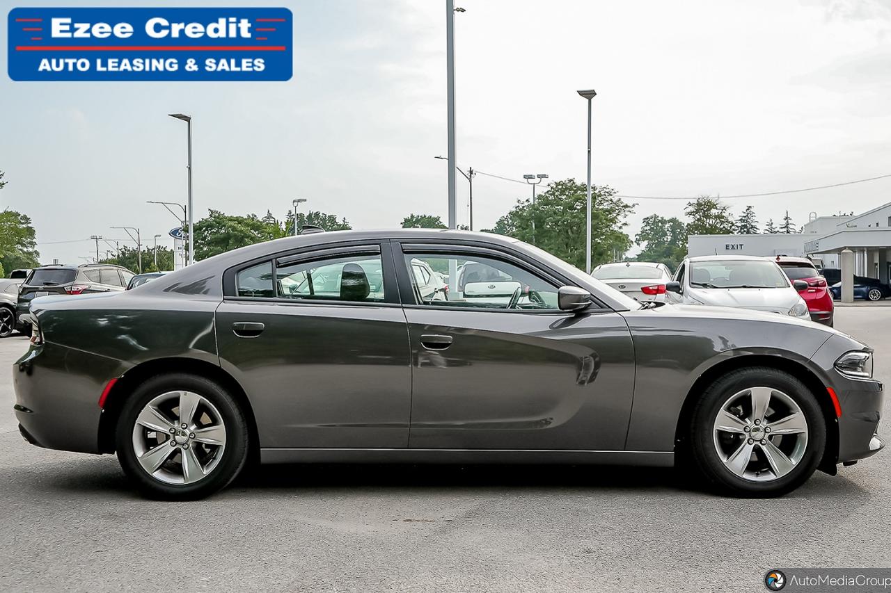 2018 Dodge Charger V6 Photo3
