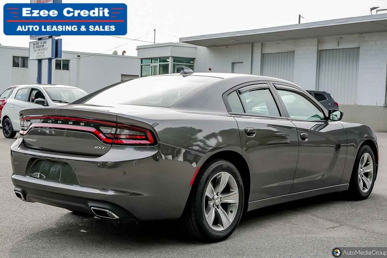 2018 Dodge Charger V6 Photo35