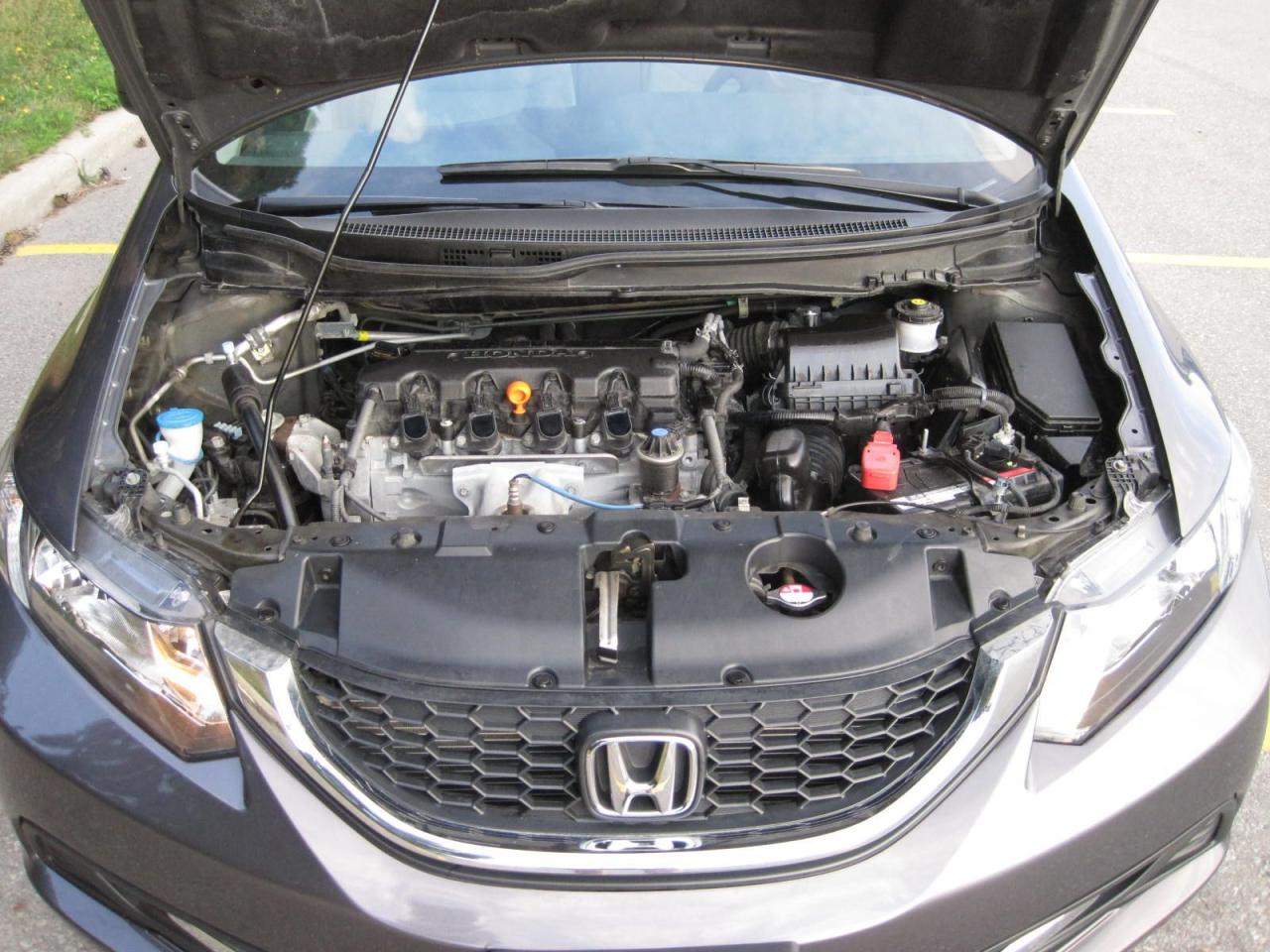 2014 Honda Civic LX - ONLY 20,499  KMS & 1 SR. OWNER!!! - Photo #17