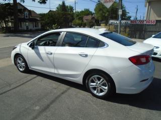 2018 Chevrolet Cruze LT - Photo #3