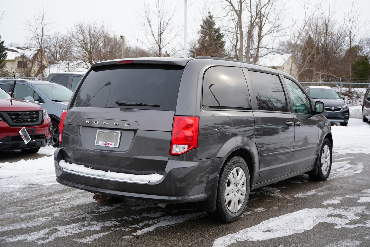 2016 Dodge Grand Caravan SXT Photo