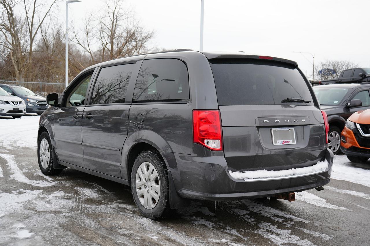 2016 Dodge Grand Caravan SXT Photo