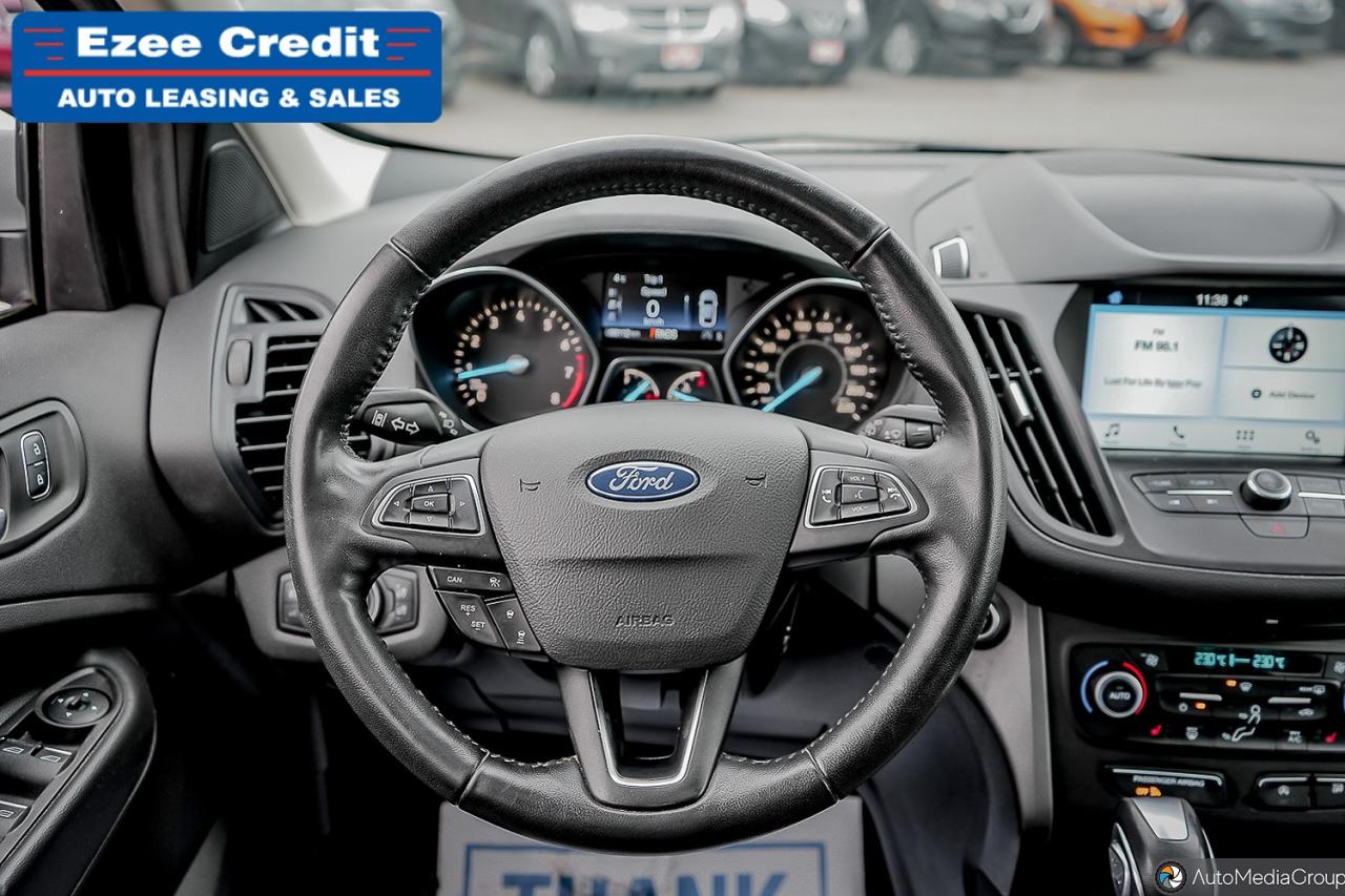 2019 Ford Escape SEL Photo47