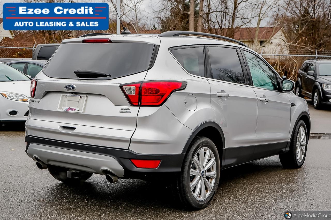 2019 Ford Escape SEL Photo34