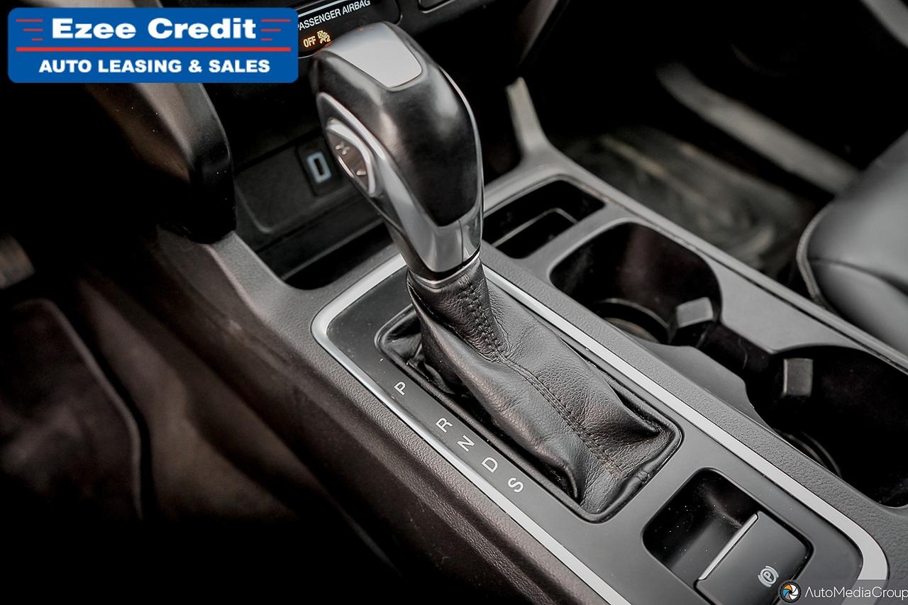 2019 Ford Escape SEL Photo