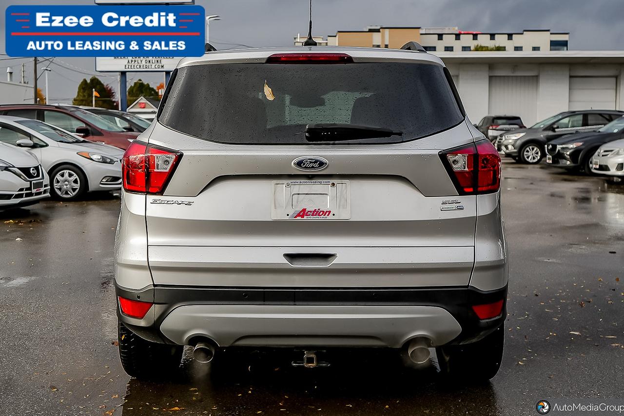 2019 Ford Escape SEL Photo
