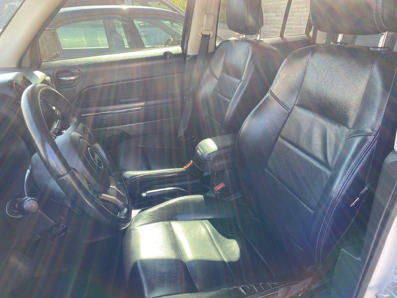 2012 Jeep Patriot Limited, AWD, Leather, NAV - Photo #4