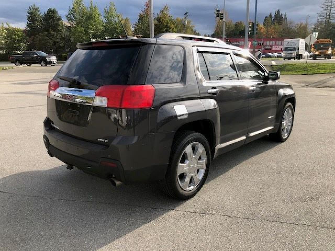 2015 GMC Terrain SLT - Photo #4