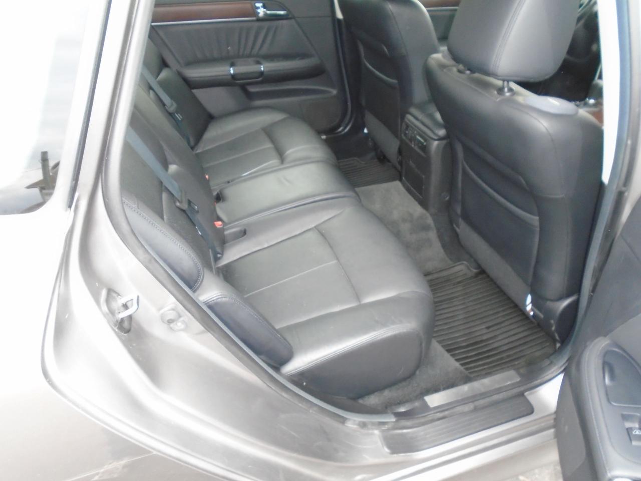 2008 Infiniti M35x Luxury Available in Sutton 905-722-8650 - Photo #10