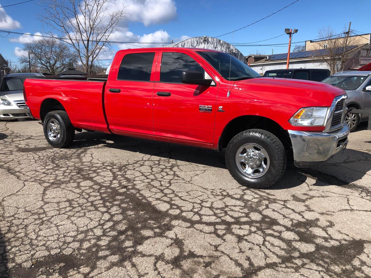 2012 RAM 2500 4WD Crew Cab 169" ST Photo4