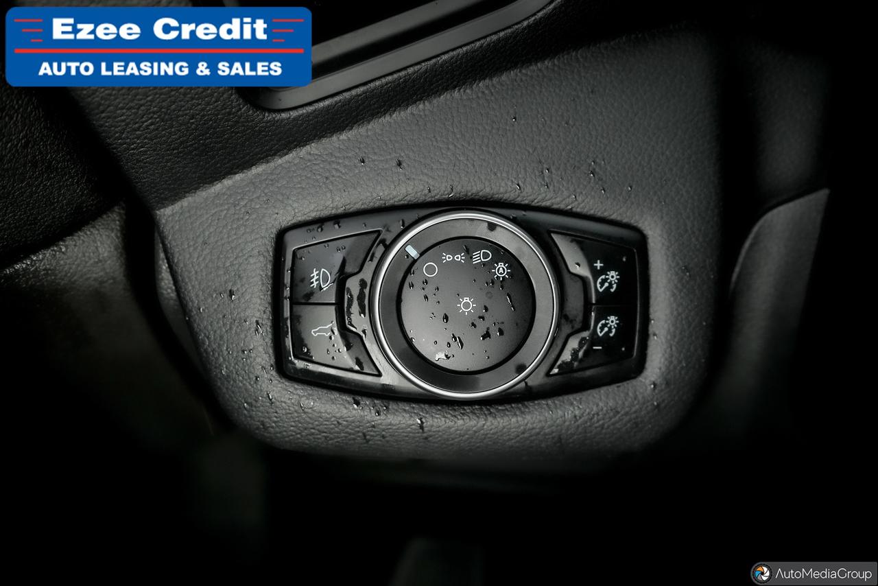 2019 Ford Escape SEL Photo