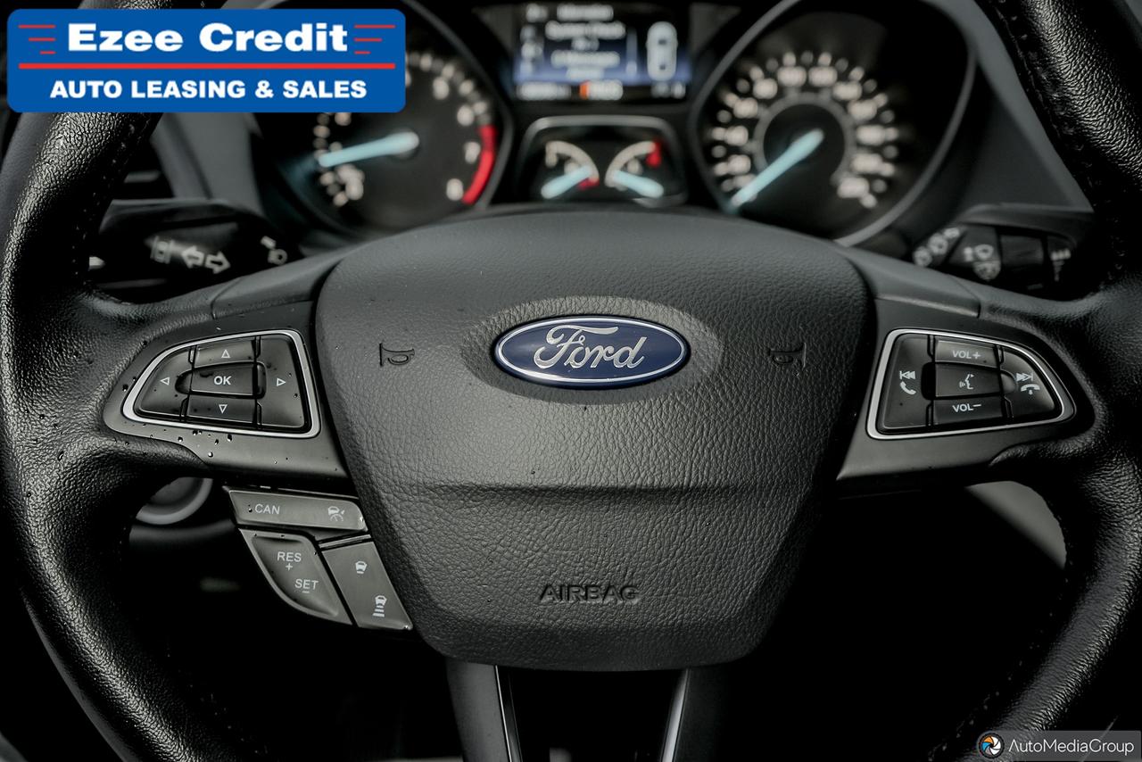 2019 Ford Escape SEL Photo