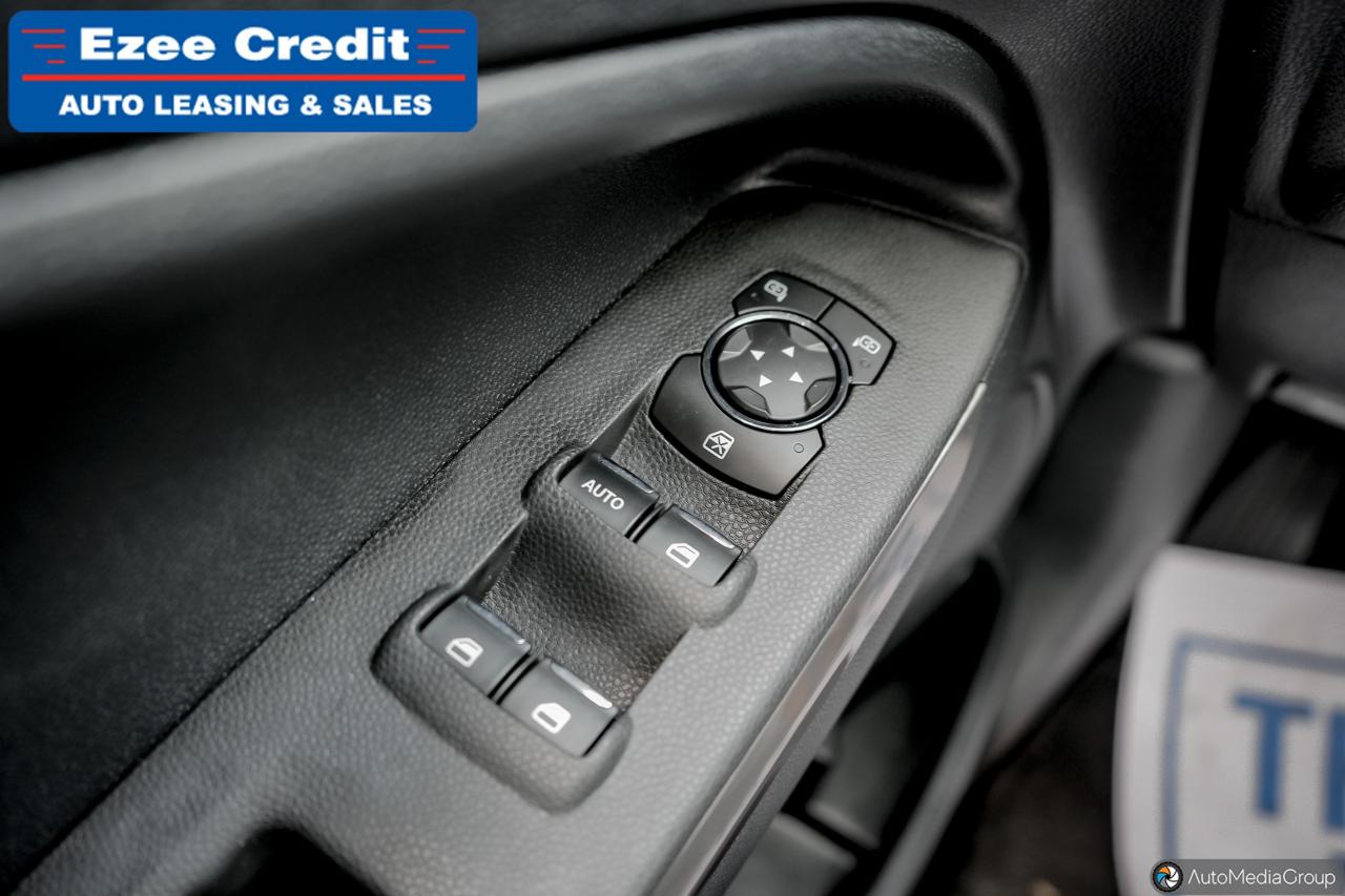2018 Ford EcoSport Titanium Photo44