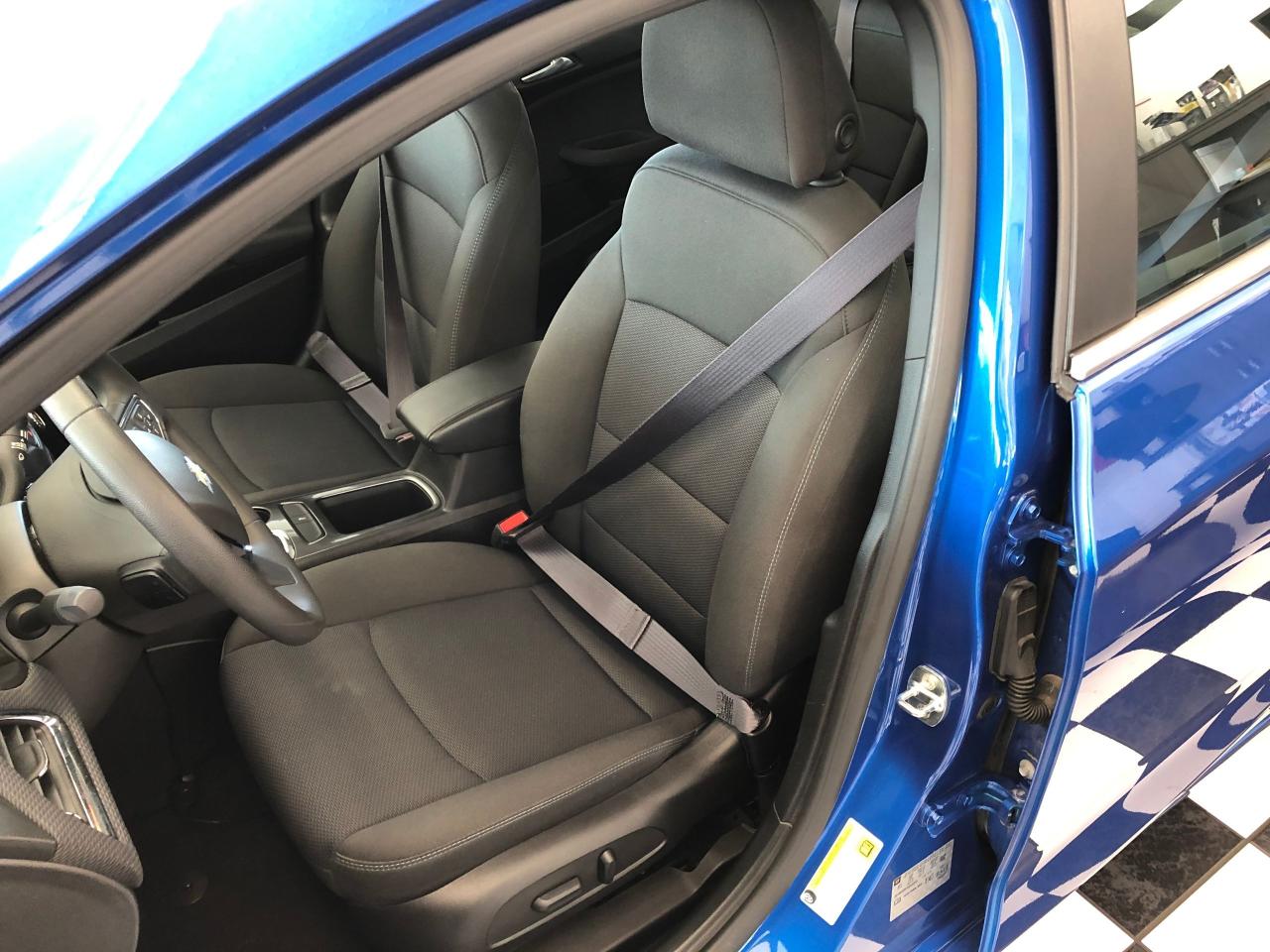 2016 Chevrolet Cruze LT+Apple+Android Play+HTD Seats+Camera+New Brakes - Photo #18