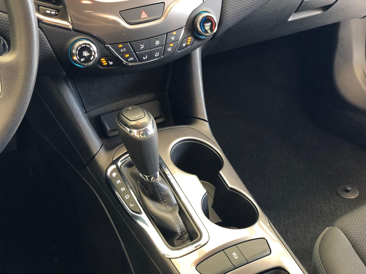2016 Chevrolet Cruze LT+Apple+Android Play+HTD Seats+Camera+New Brakes - Photo #34