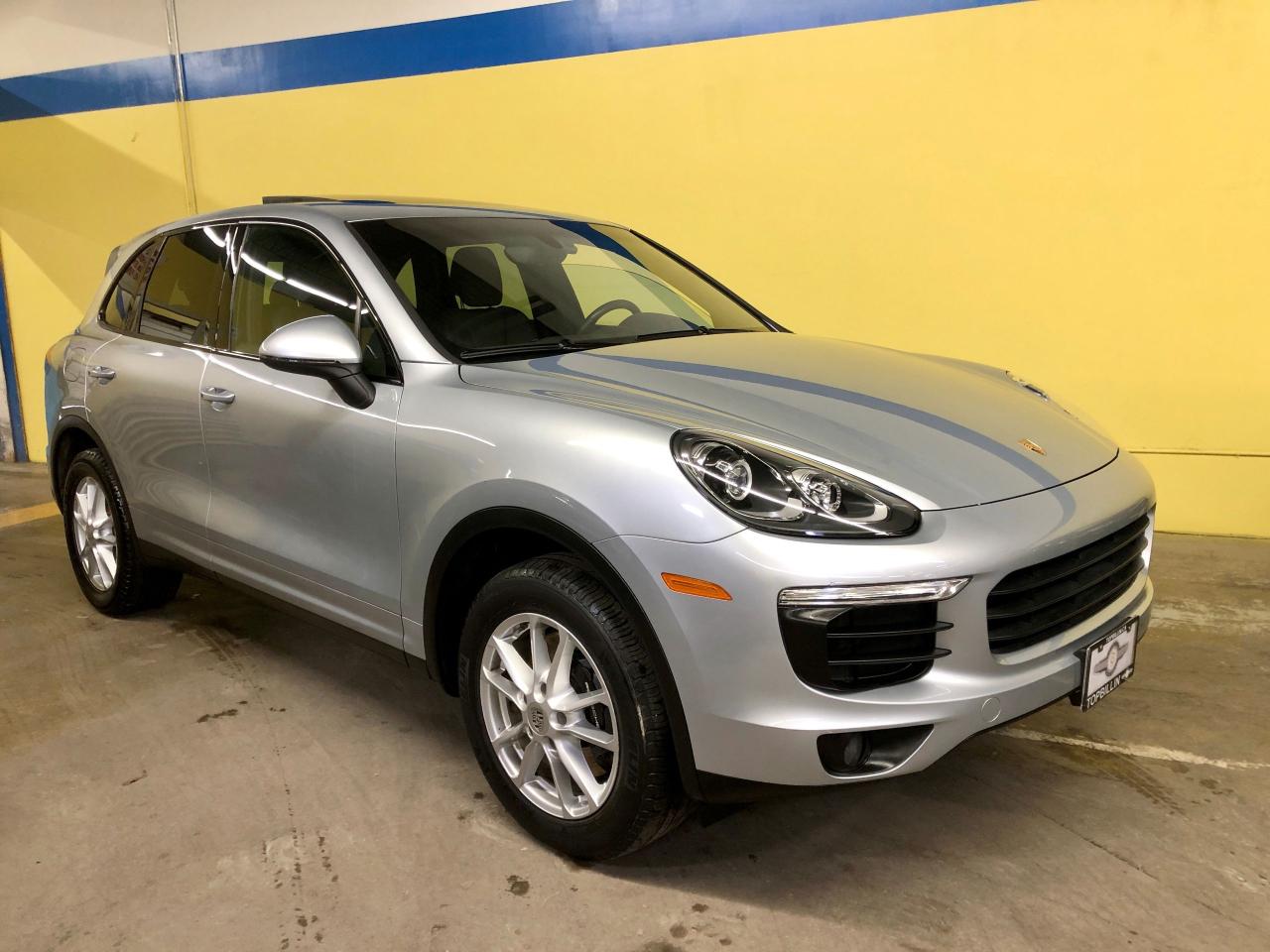 Used 2017 Porsche Cayenne Panoramic Sunroof, Navigation for Sale in Vaughan, Ontario Carpages.ca