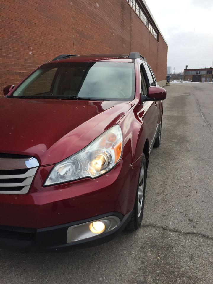 2012 Subaru Outback 3.6R Limited - ONLY 129K KMS. & $10,650!! - Photo #12