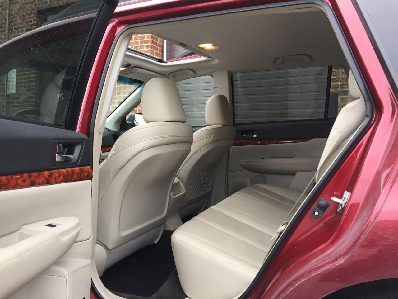 2012 Subaru Outback 3.6R Limited - ONLY 129K KMS. & $10,650!! - Photo #8