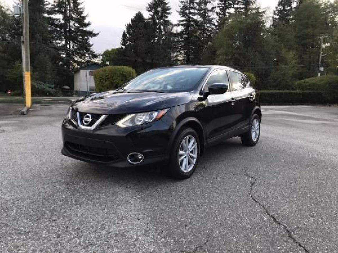 2017 Nissan Qashqai SV - Photo #3