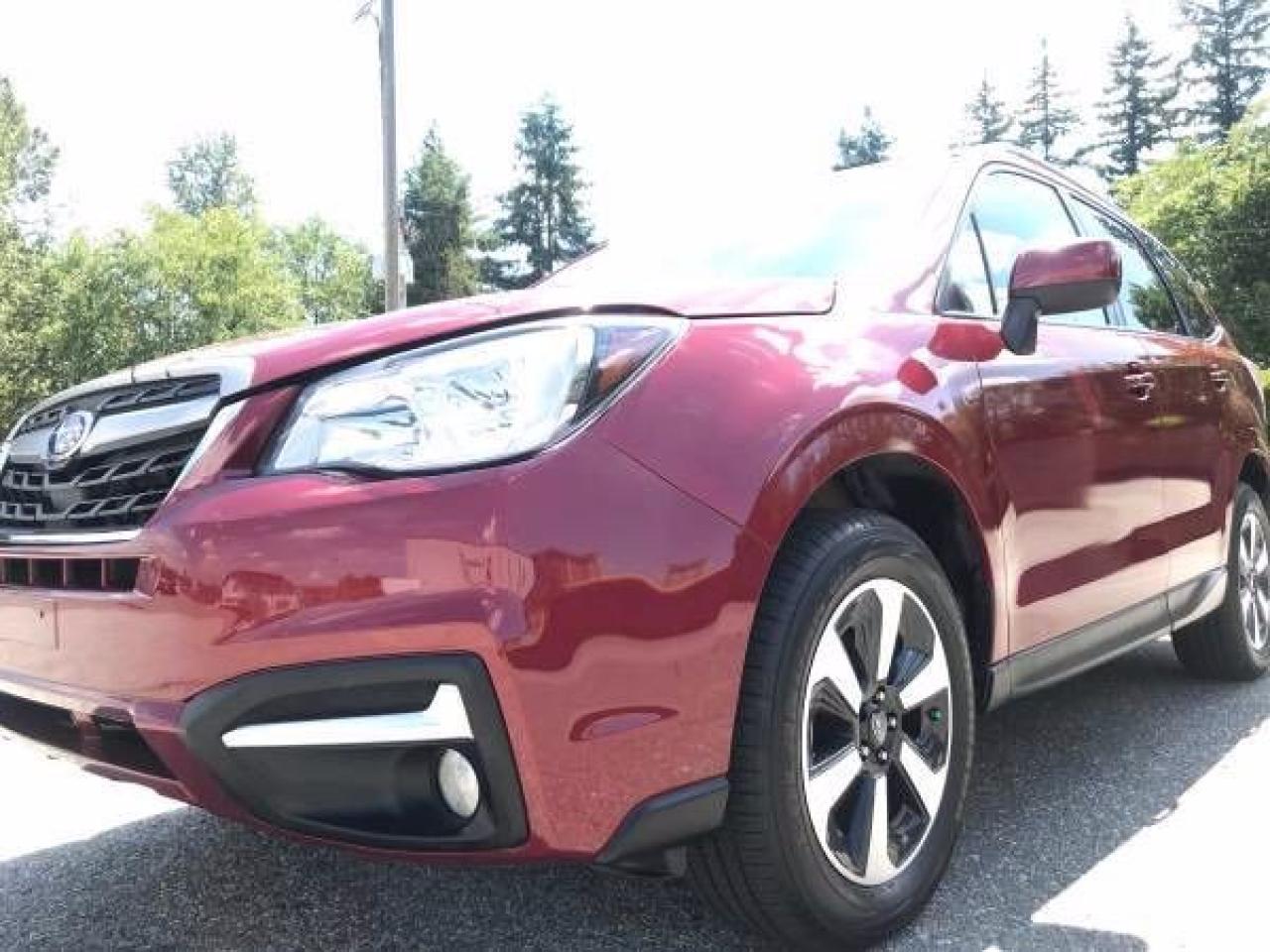 2017 Subaru Forester i Touring - Photo #3