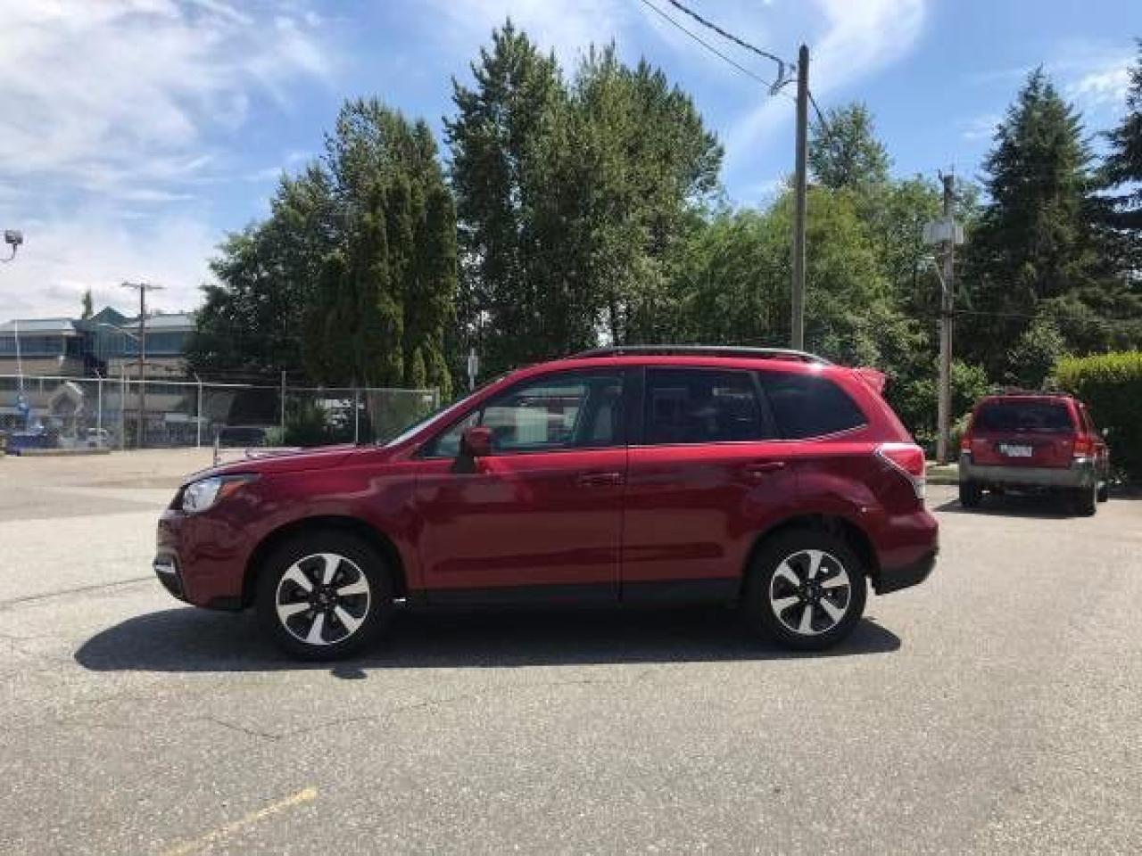 2017 Subaru Forester i Touring - Photo #4