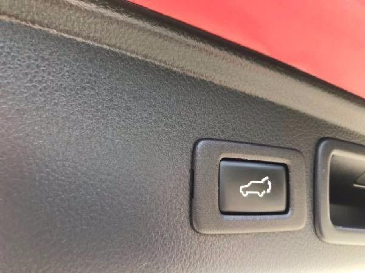 2017 Subaru Forester i Touring - Photo #11