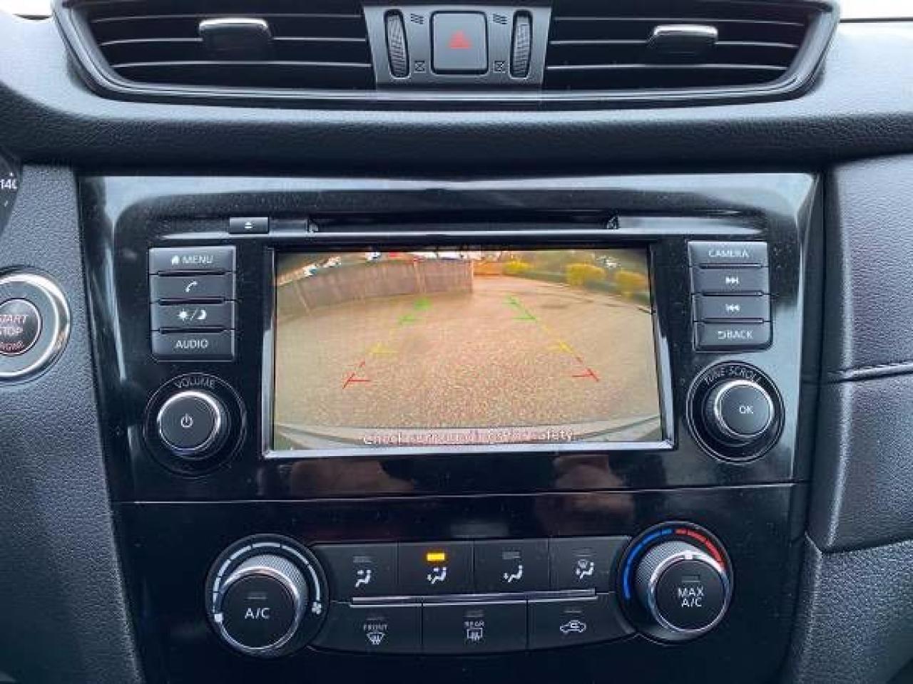 2018 Nissan Rogue SV - Photo #17