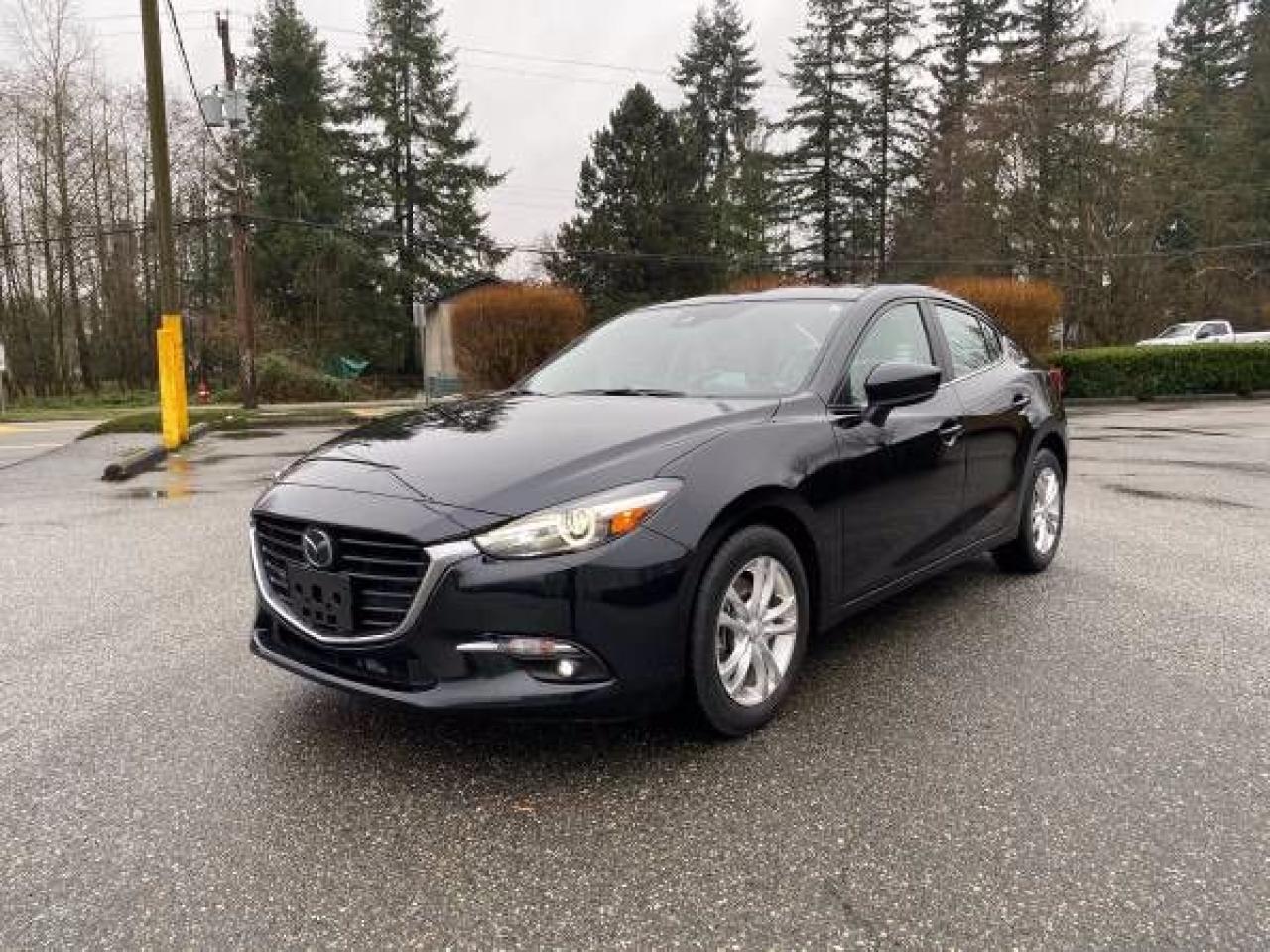 2018 Mazda MAZDA3 GT - Photo #3