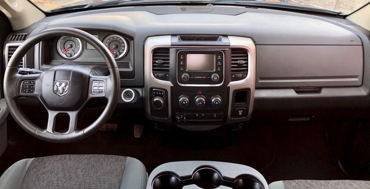 2014 RAM 1500 SLT-ALL CREDIT ACCEPTED Photo4