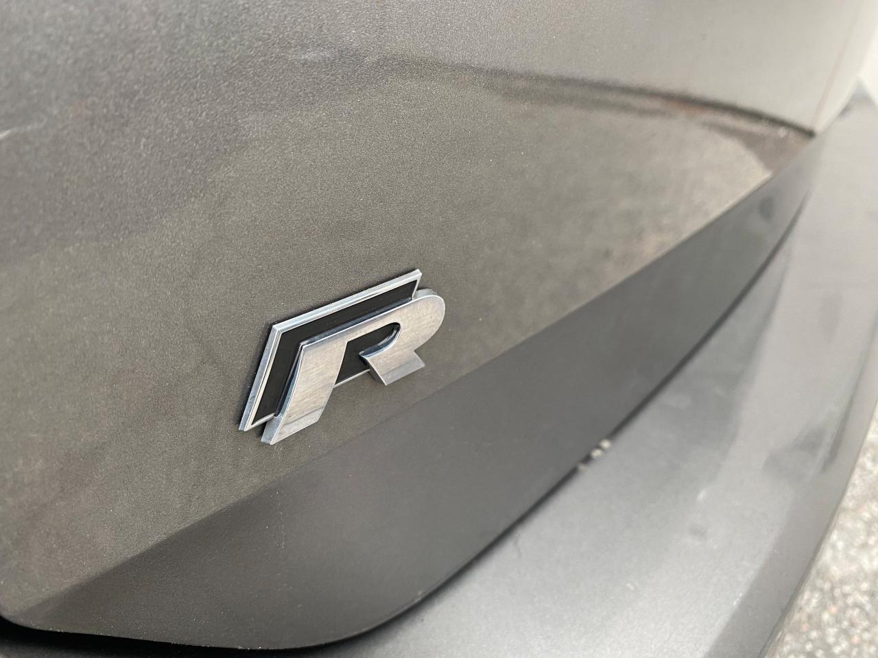 2017 Volkswagen Golf "R", 292HP! AWD. No Accidents! - Photo #9