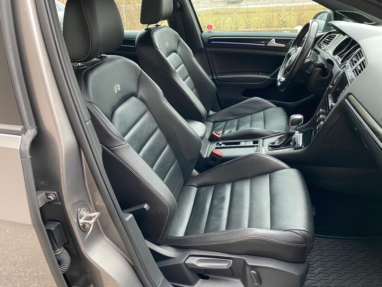 2017 Volkswagen Golf "R", 292HP! AWD. No Accidents! Photo
